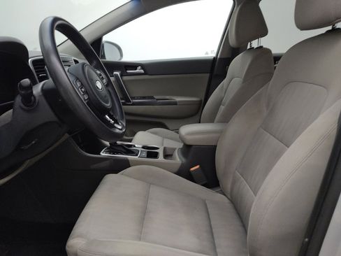 Used 2017 Kia Sportage LX FWD image 17