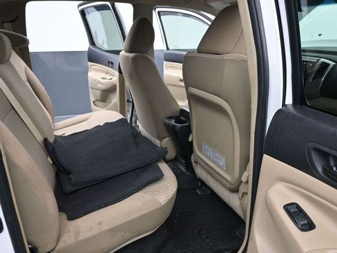 Used 2015 Toyota Tacoma PreRunner w/ SR5 Package image 23