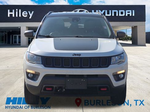 Used 2021 Jeep Compass Trailhawk image 6