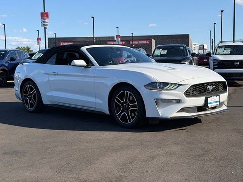 Used 2022 Ford Mustang Premium RWD image 9