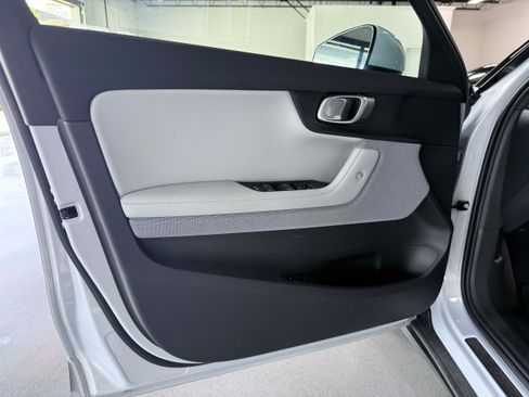 Used 2024 Polestar Polestar 2 AWD/4WD image 11