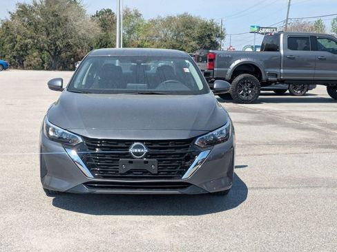 Used 2025 Nissan Sentra SV image 8