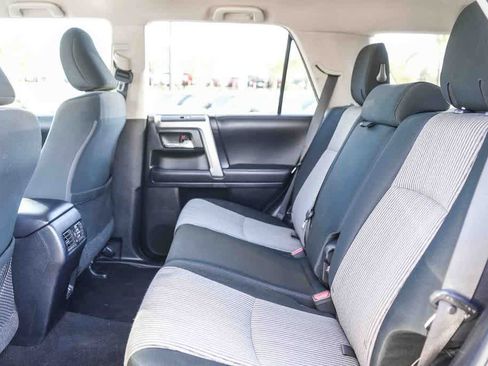 Used 2022 Toyota 4Runner SR5 AWD/4WD image 18