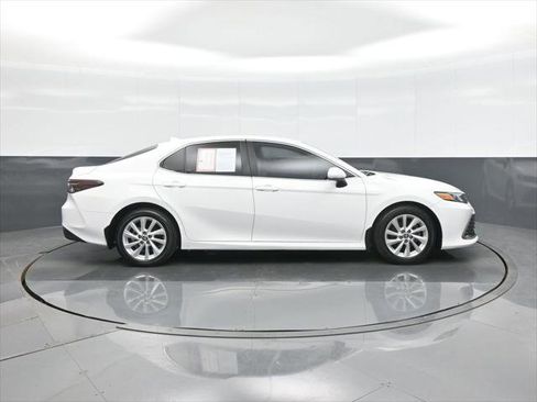 Certified 2023 Toyota Camry LE FWD image 10