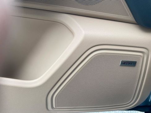 Certified 2025 Porsche Macan image 21