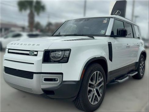 Used 2020 Land Rover Defender 110 HSE image 4