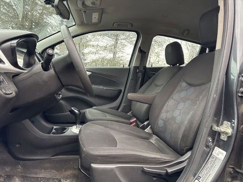 Used 2017 Chevrolet Spark LT image 5