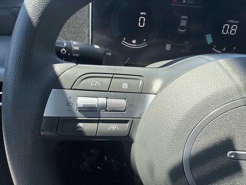 Certified 2025 Hyundai Sonata SE FWD image 28