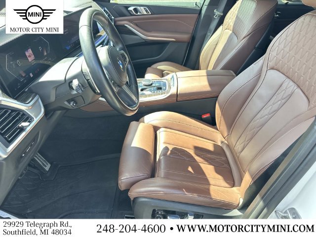 Used 2024 BMW X5 xDrive40i w/ M Sport Package AWD/4WD image 22