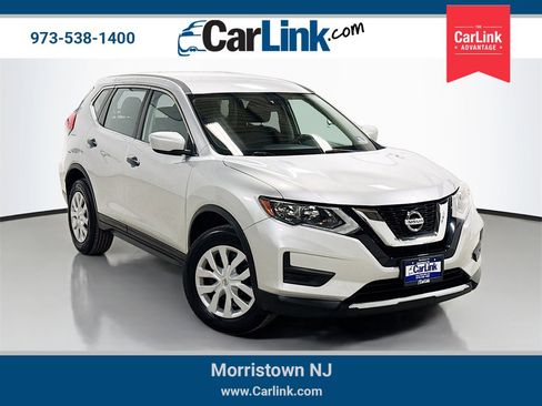 Used 2017 Nissan Rogue S image 1