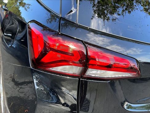 Certified 2023 Chevrolet Equinox LT image 28