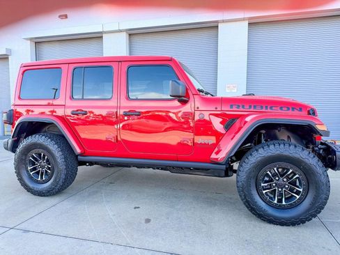New 2026 Jeep Wrangler Unlimited Rubicon AWD/4WD image 31