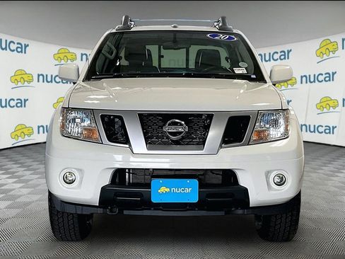 Used 2020 Nissan Frontier PRO-4X AWD/4WD image 2