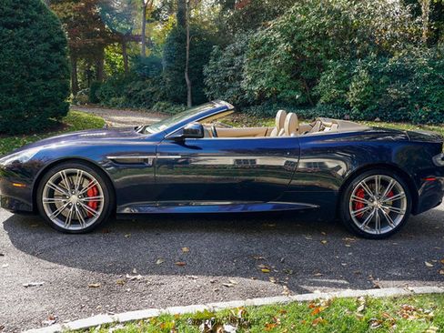 Used 2015 Aston Martin DB9 Volante image 3
