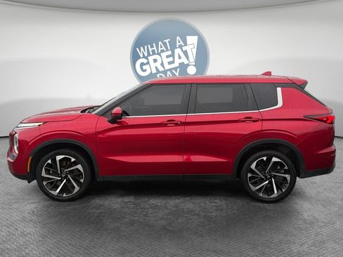 Used 2022 Mitsubishi Outlander ES AWD/4WD image 7