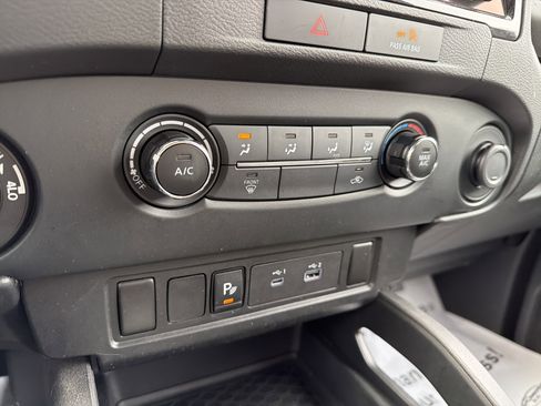 Used 2022 Nissan Frontier S w/ Technology Package image 21