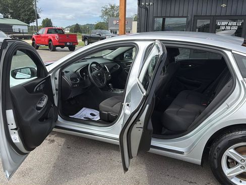 Used 2019 Chevrolet Malibu LS FWD image 7
