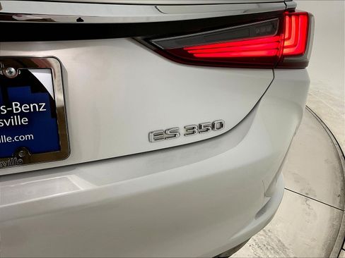 Used 2022 Lexus ES 350 w/ Accessory Package FWD image 24