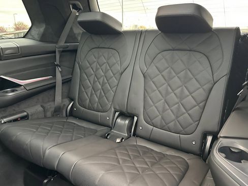 New 2026 BMW X7 xDrive40i w/ M Sport Package image 12