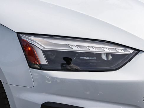 Used 2023 Audi S5 Premium Plus w/ Premium Plus image 4