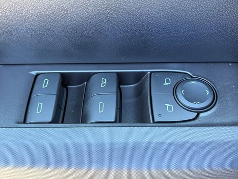 New 2026 Chevrolet Colorado Trail Boss AWD/4WD image 31