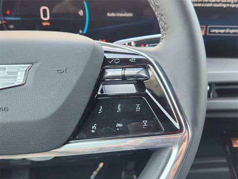 New 2026 Cadillac Vistiq Sport image 12