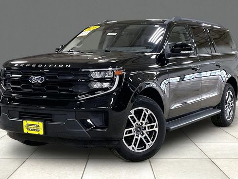Certified 2025 Ford Expedition Max Active image 2