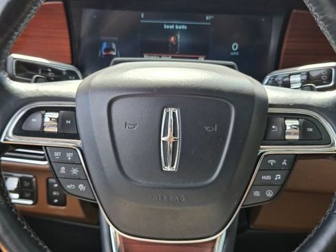 Used 2022 Lincoln Navigator L Reserve AWD/4WD image 38