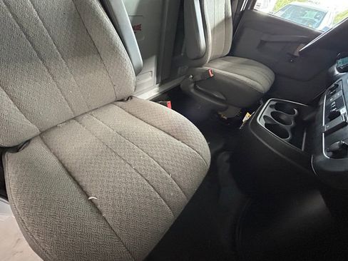New 2025 Chevrolet Express 3500 w/ Power Convenience Package image 29