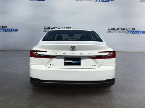 Used 2026 Toyota Camry LE FWD image 6