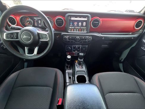 Used 2023 Jeep Wrangler Unlimited Rubicon image 12