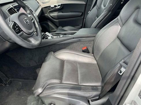 Used 2023 Volvo XC90 B6 Ultimate w/ Protection Package Premier image 24