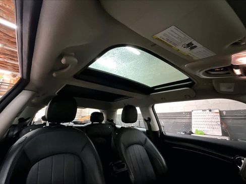 Used 2023 MINI Cooper SE image 24