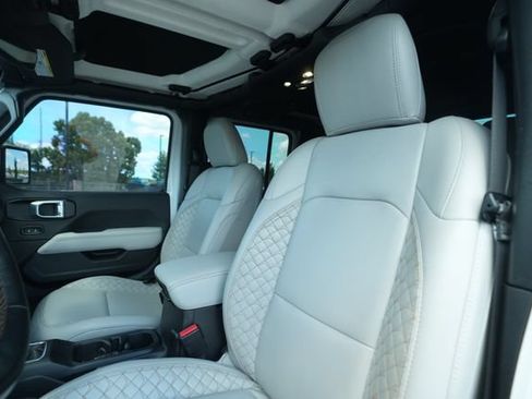 Used 2021 Jeep Gladiator Overland AWD/4WD image 39