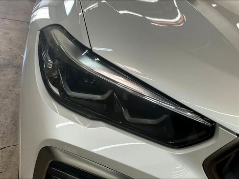 Used 2022 BMW X6 M50i w/ Premium Package AWD/4WD image 30
