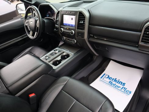 Used 2021 Ford Expedition XLT image 35