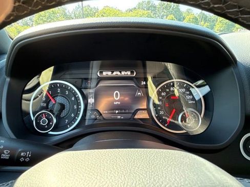 New 2026 RAM 1500 Big Horn AWD/4WD image 16