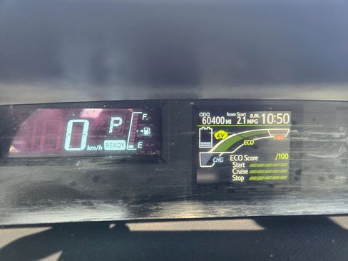 Used 2014 Toyota Prius C One image 24