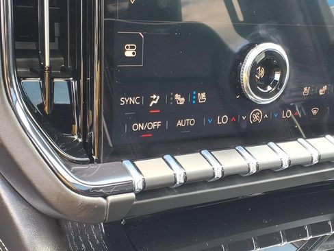 Used 2026 GMC Yukon XL AT4 Ultimate w/ LPO, Floor Liner Package AWD/4WD image 15