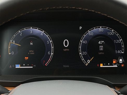 New 2025 Jeep Grand Cherokee Summit image 13