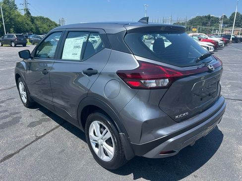 New 2025 Nissan Kicks Play S FWD image 5
