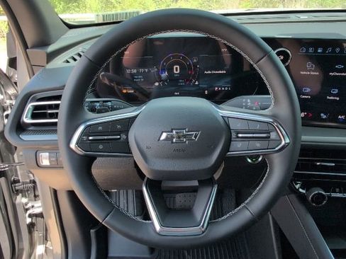 New 2026 Chevrolet Traverse LT w/ Midnight/Sport Edition FWD image 18