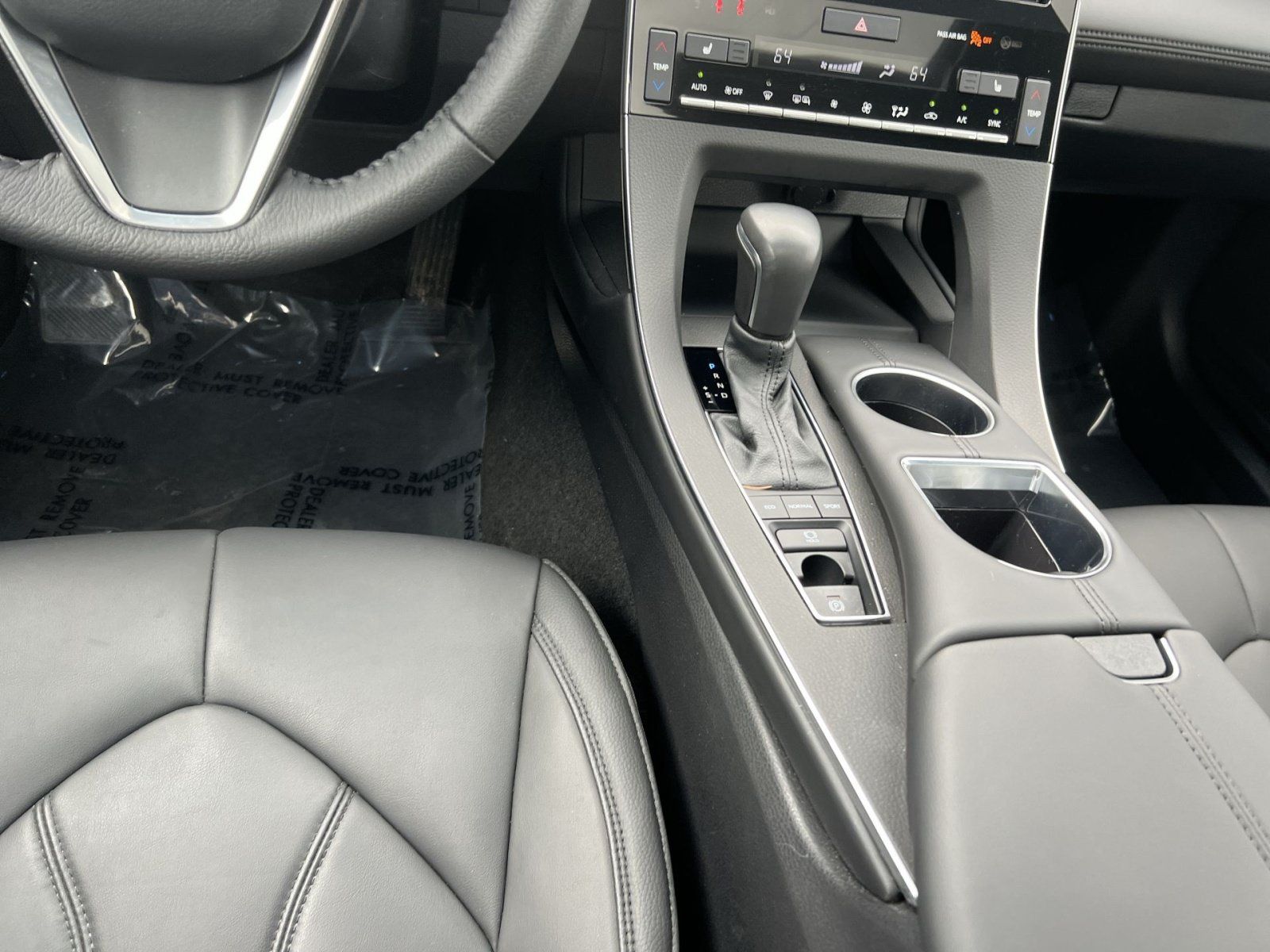 Used 2021 Toyota Avalon XLE w/ Moonroof Package FWD image 22