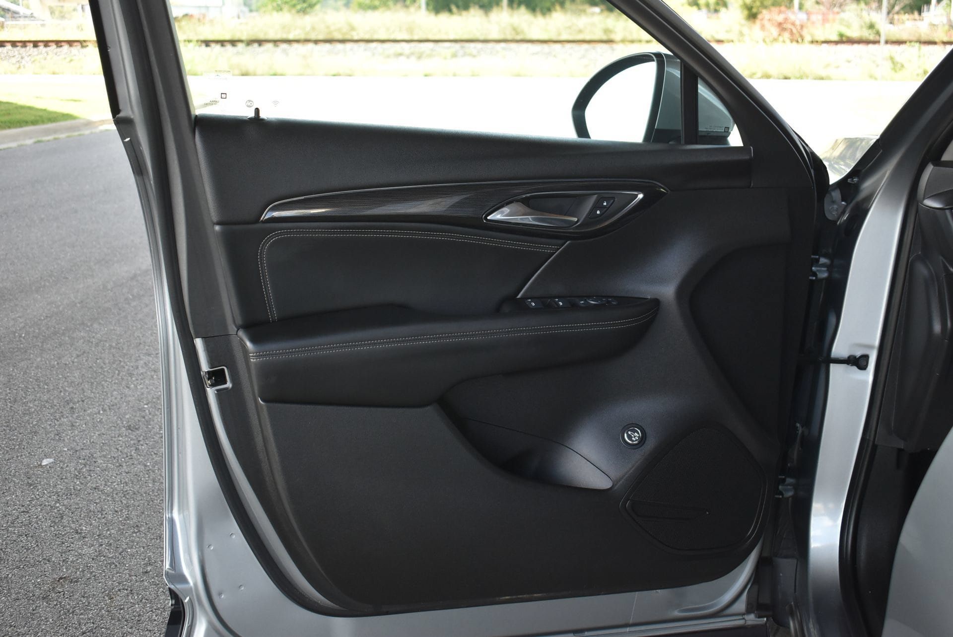 Used 2023 Buick Envision Preferred AWD/4WD image 11