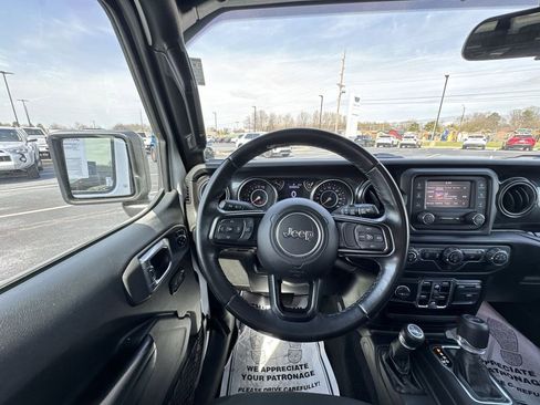 Used 2020 Jeep Wrangler Unlimited Sport image 14
