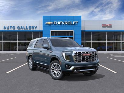 New 2025 GMC Yukon Denali w/ Sun & Power Step Package