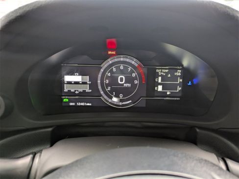 Used 2025 Toyota GR86 Premium image 17