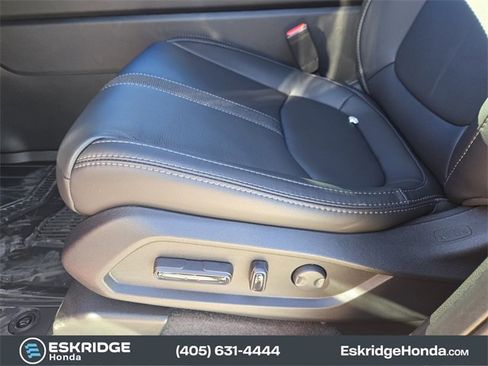 New 2025 Honda Pilot EX-L image 17