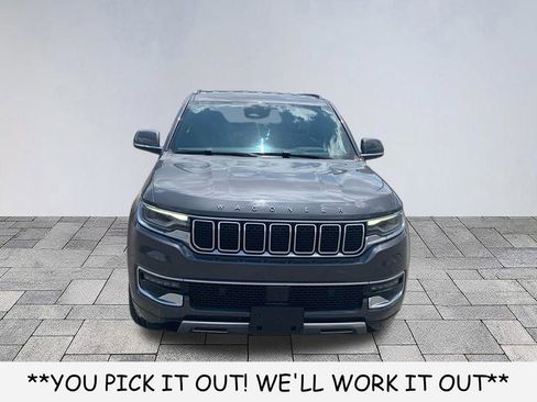 Used 2022 Jeep Wagoneer Series III AWD/4WD image 2