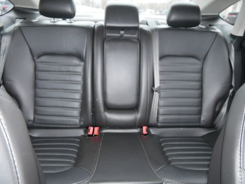 Used 2016 Ford Fusion SE w/ Equipment Group 202A image 13